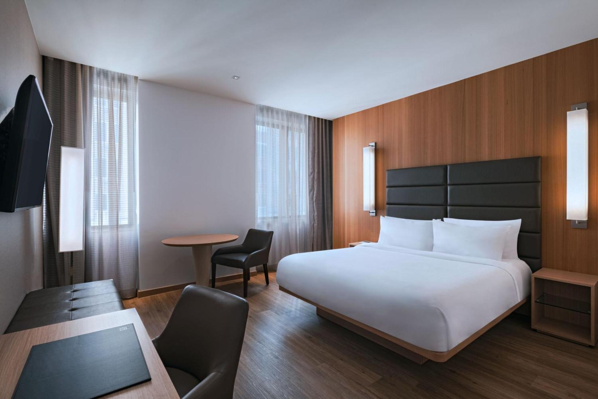 Ac By Marriott Downtown 4*